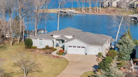 126 Freeboard Dr, Moneta, VA 24121