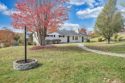 1917 Aberdeen Ave SW, Roanoke, VA 24018