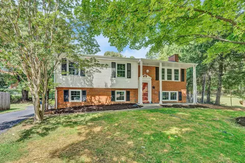 363 Lelia Cir, Salem, VA 24153