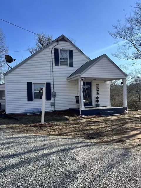 4304 Bandy Rd, Roanoke, VA 24014