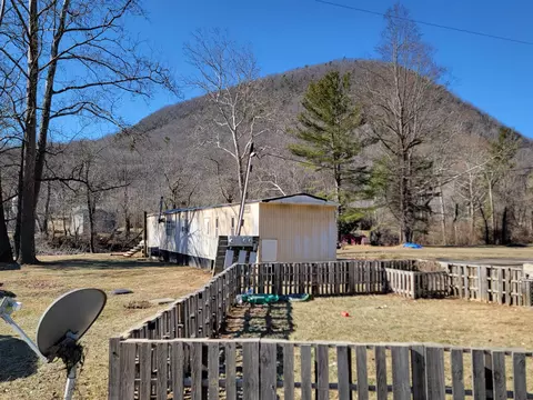 7881 Cleburne Blvd, Dublin, VA 24084 photo 6