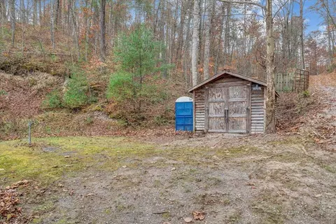 49 Maple Tree Ln, Eagle Rock, VA 24085 photo 38