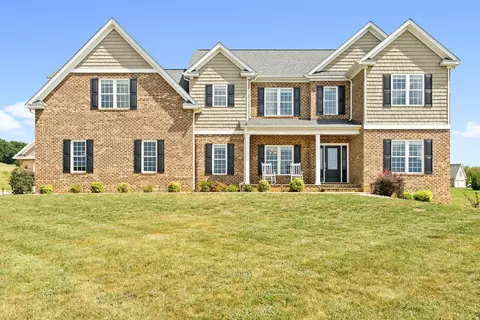 142 Gristmill Dr, Fincastle, VA 24090