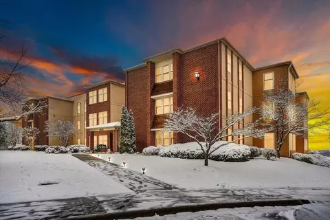 4641 Heather Dr SW #211, Roanoke, VA 24018