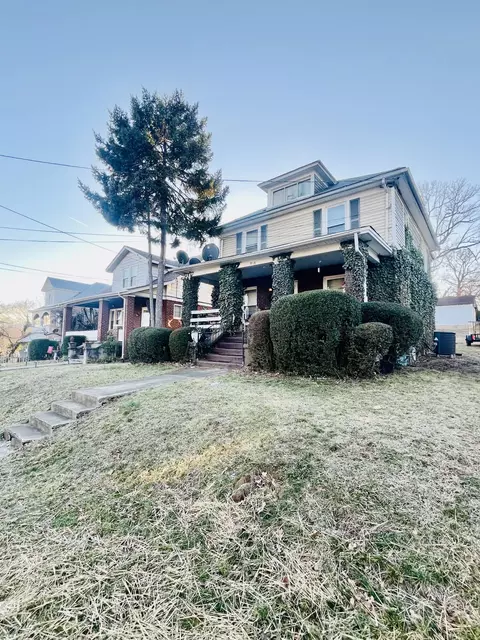 916 14th St NW, Roanoke, VA 24017