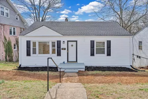 2532 Memorial Ave SW, Roanoke, VA 24015