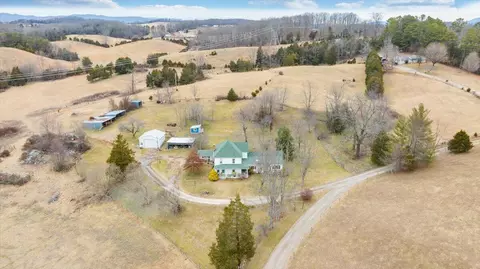 210 Nassau Rd #& 148, Fincastle, VA 24090