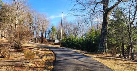 1343 Evans Rd, Bedford, VA 24523