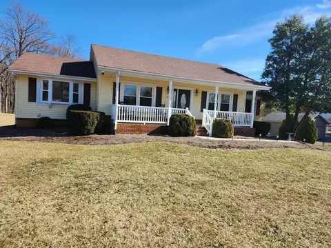 1250 Knollwood Dr, Troutville, VA 24175