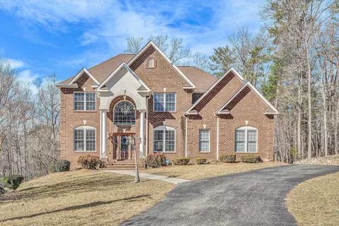 6702 Cotton Hill Ln, Roanoke, VA 24018