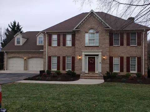 8322 Cardington Dr, Roanoke, VA 24019