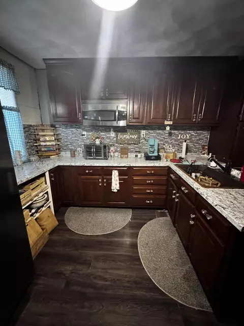 Kitchen - 252 Cherry Tree Btm, Buchanan, VA 24066 photo 1 of 5