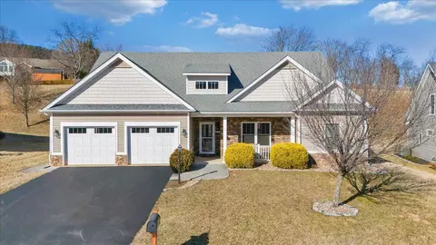 5659 Sullivan Ln, Roanoke, VA 24012