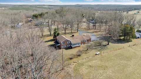 View/Area - 1345 Stone Mill Rd, Hurt, VA 24563 photo 2 of 6