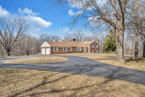 Exterior - 1345 Stone Mill Rd, Hurt, VA 24563 photo 7 of 25