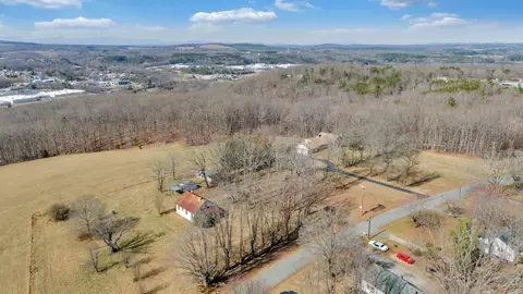 View/Area - 1345 Stone Mill Rd, Hurt, VA 24563 photo 4 of 6