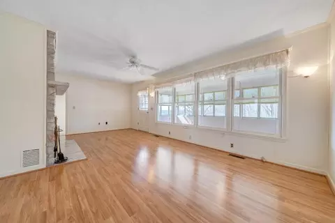 Living - 1345 Stone Mill Rd, Hurt, VA 24563 photo 6 of 8