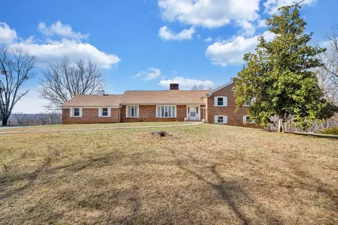 Exterior - 1345 Stone Mill Rd, Hurt, VA 24563 photo 4 of 25