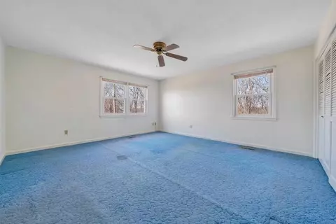 Bedroom - 1345 Stone Mill Rd, Hurt, VA 24563 photo 4 of 8