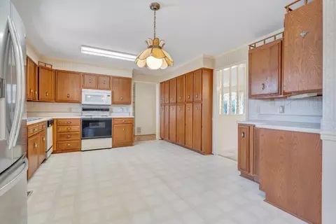 Kitchen - 1345 Stone Mill Rd, Hurt, VA 24563 photo 1 of 9