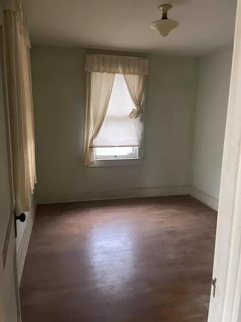 Bedroom - 1345 Stone Mill Rd, Hurt, VA 24563 photo 8 of 8