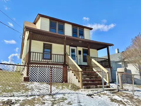 704 N Pocahontas Ave, Covington, VA 24426