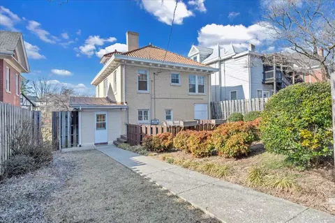 Exterior - 1348 Maple Ave SW, Roanoke, VA 24016 photo 10 of 16