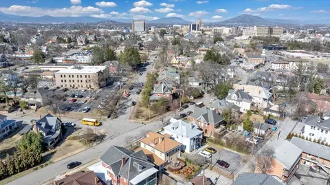 View/Area - 1348 Maple Ave SW, Roanoke, VA 24016 photo 9 of 13