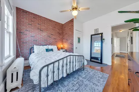 Bedroom - 1348 Maple Ave SW, Roanoke, VA 24016 photo 2 of 7