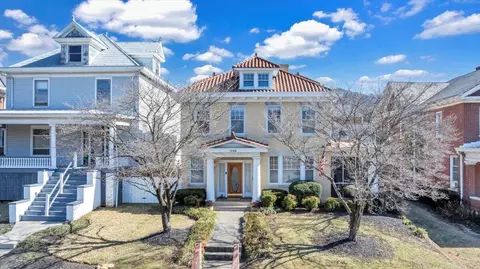 Exterior - 1348 Maple Ave SW, Roanoke, VA 24016 photo 15 of 16