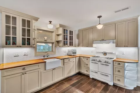 370 Rustic Ridge Rd, Stuart, VA 24171 photo 4