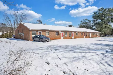 284 Farmers Mountain Rd, Gretna, VA 24557