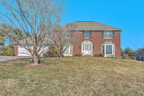 4909 Labradore Dr, Roanoke, VA 24012