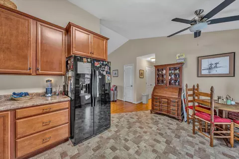 332 E Augusta Ave, Vinton, VA 24179 photo 12