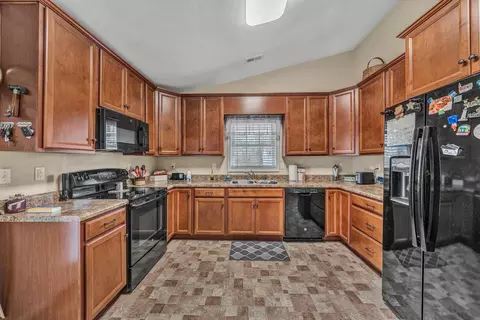 332 E Augusta Ave, Vinton, VA 24179 photo 11