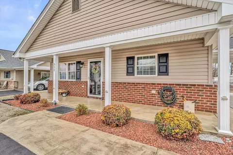 332 E Augusta Ave, Vinton, VA 24179 photo 5
