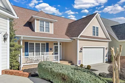 735 S Battery Dr, Roanoke, VA 24019