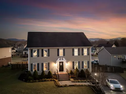 636 Castleridge Rd, Vinton, VA 24179