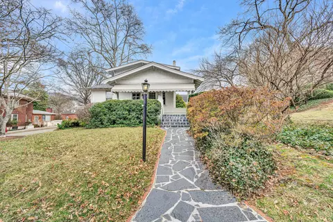 2702 Rosalind Ave SW, Roanoke, VA 24014