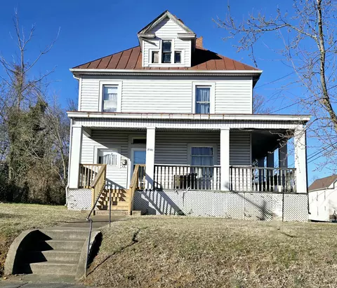 2101 Orange Ave NW, Roanoke, VA 24017