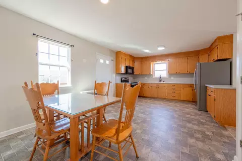 2448 Kyle Weeks Rd SW, Willis, VA 24380 photo 22