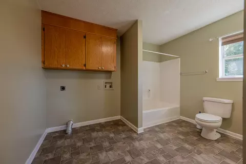 2448 Kyle Weeks Rd SW, Willis, VA 24380 photo 23