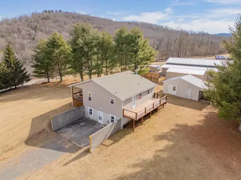 2448 Kyle Weeks Rd SW, Willis, VA 24380 photo 64