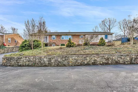 1624 Blair Rd SW, Roanoke, VA 24015