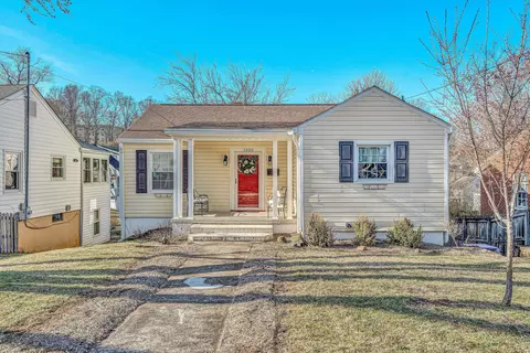 1233 Hamilton Ave SW, Roanoke, VA 24015