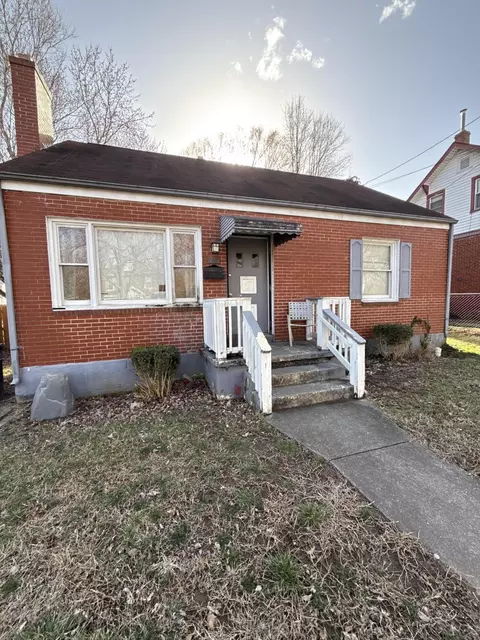 623 Arbutus Ave SE, Roanoke, VA 24014