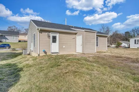 515 E Jackson Ave, Vinton, VA 24179 photo 9