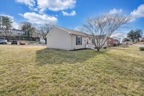 515 E Jackson Ave, Vinton, VA 24179 photo 7