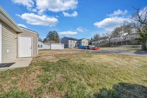 515 E Jackson Ave, Vinton, VA 24179 photo 11