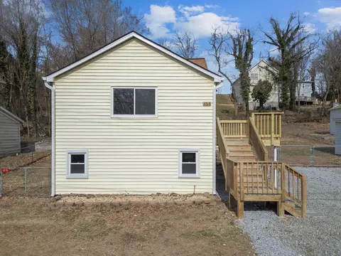 454 Tinker Ave, Vinton, VA 24179 photo 3